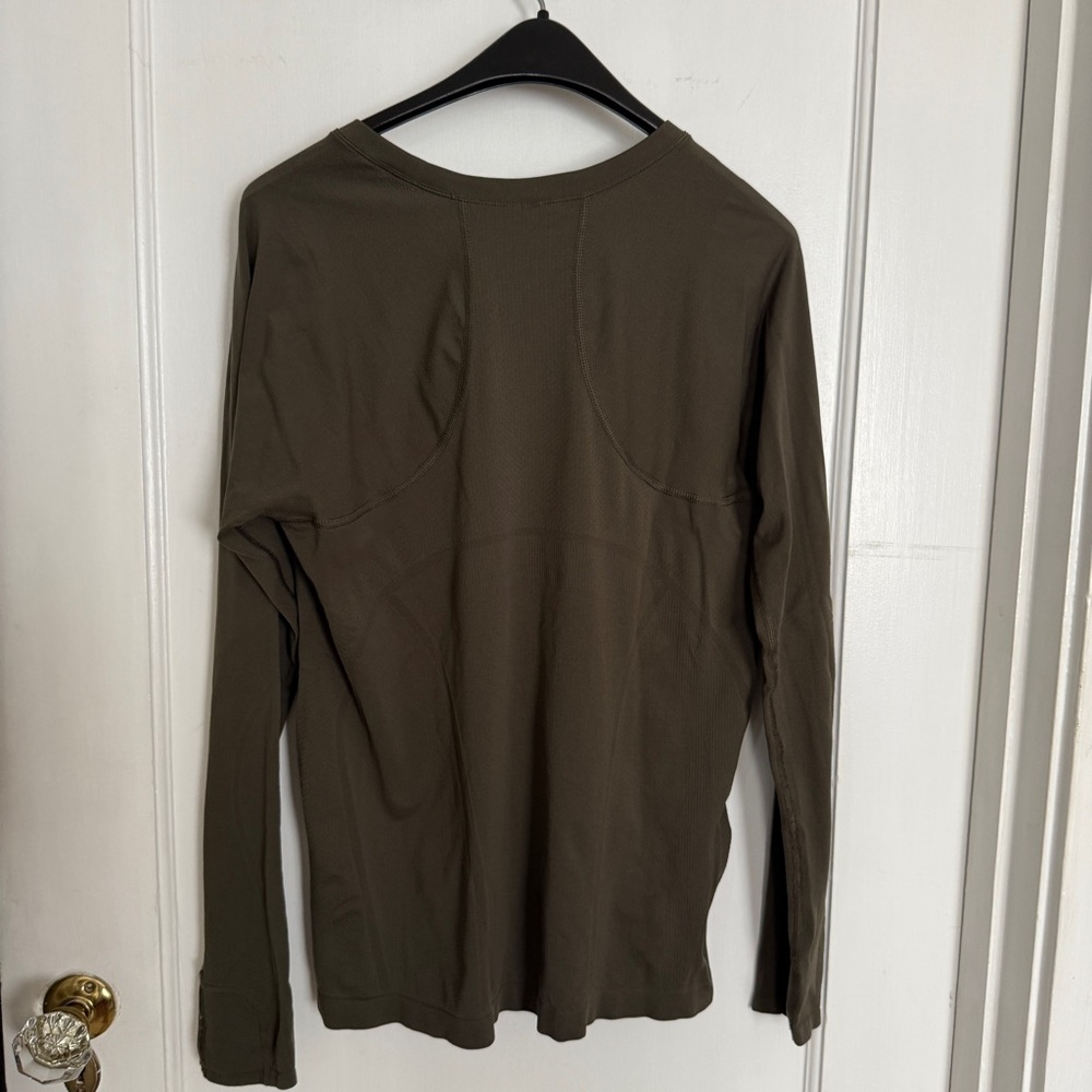 Athleta Ancient Forest Green Long Sleeve Women's Tee - Picture 8 of 9